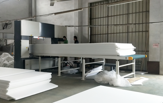 vertical-contour-cutting-machine-1